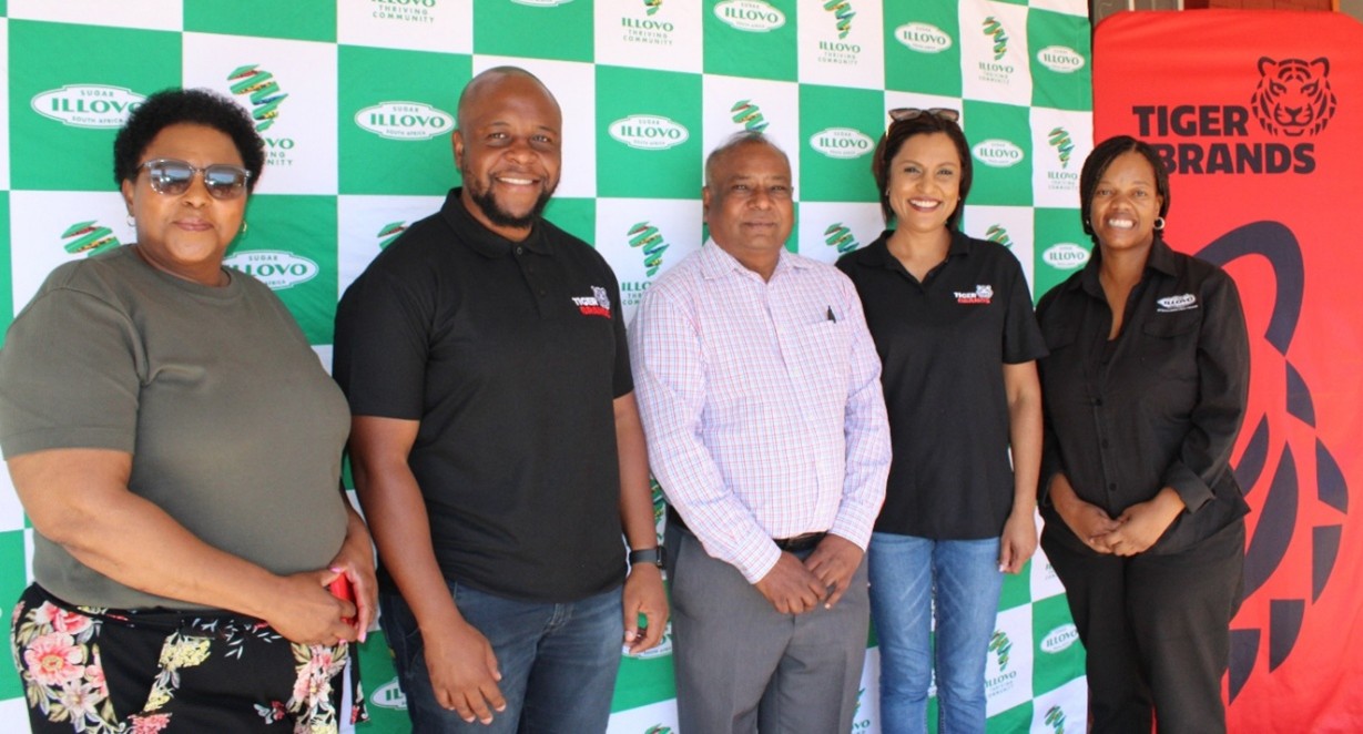 Mrs L. Khuzwayo, Corporate Affairs Head, Illovo Sugar South Africa; Maanda Milubi, Director Enterprise & Supplier Development and Transformation, Tiger Brands; Mr D. Pillay, Principal, Sobantu Secondary Schooll Preeya Naidu, Senior Manager Social Transformation and ESD, Tiger Brands; and Ms N.Ntanzi, Communication and Social Impact Manager, Illovo Sugar South Africa.