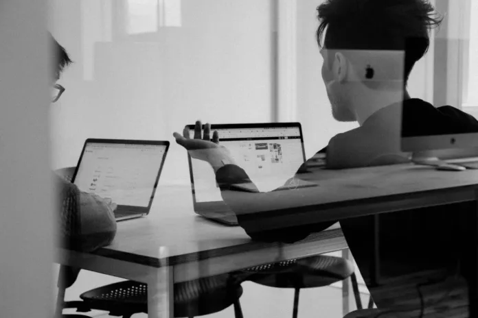The importance of leadership feedback to shift the behaviour holding the organisation back