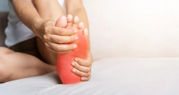 Diabetic Neuropathy: Early Signs You Should Never Ignore