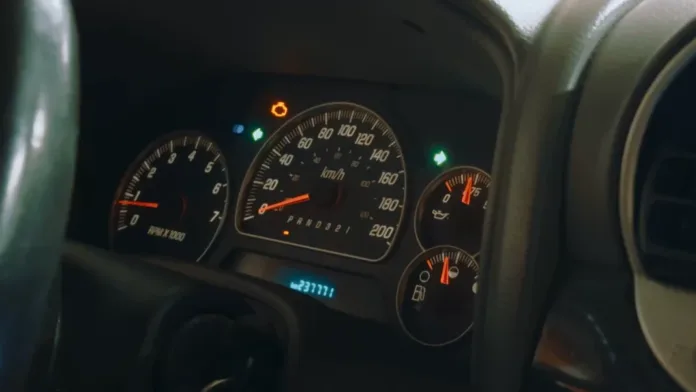 WHEN YOUR DASHBOARD SPEAKS, DO YOU KNOW WHAT IT’S SAYING?