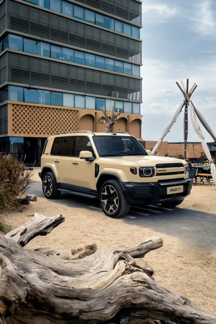 iCAUR V27 brings electric efficiency and long-range flexibility to modern SUV drivers