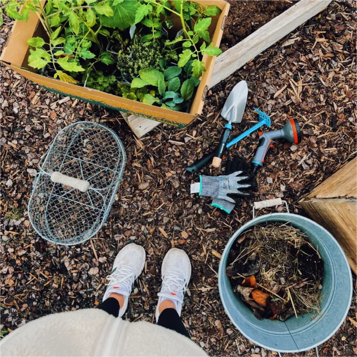 THREE SMART ADDITIONS TO YOUR SUMMER GARDENING TOOLKIT